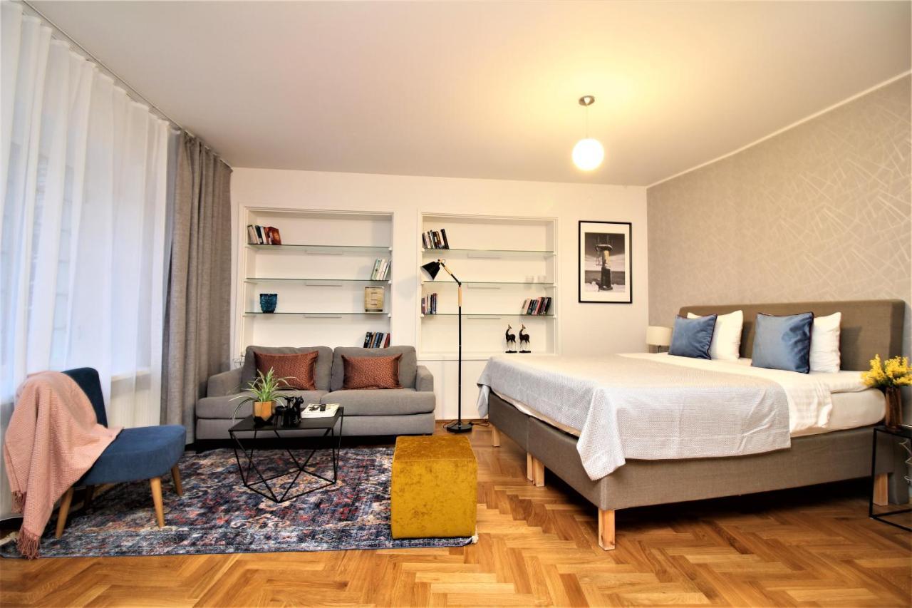 Tallinn City Apartments Kohtu Residence Buitenkant foto