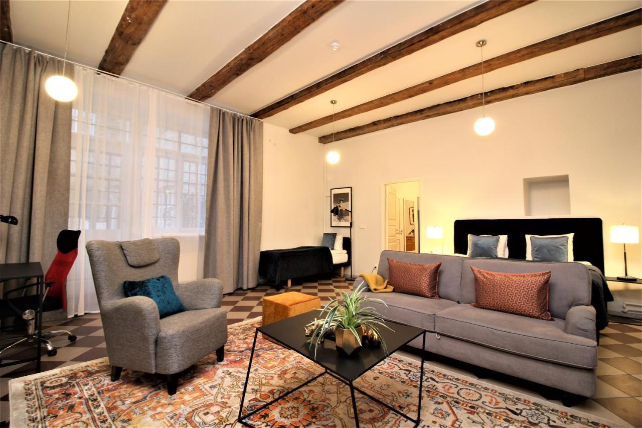 Tallinn City Apartments Kohtu Residence Buitenkant foto