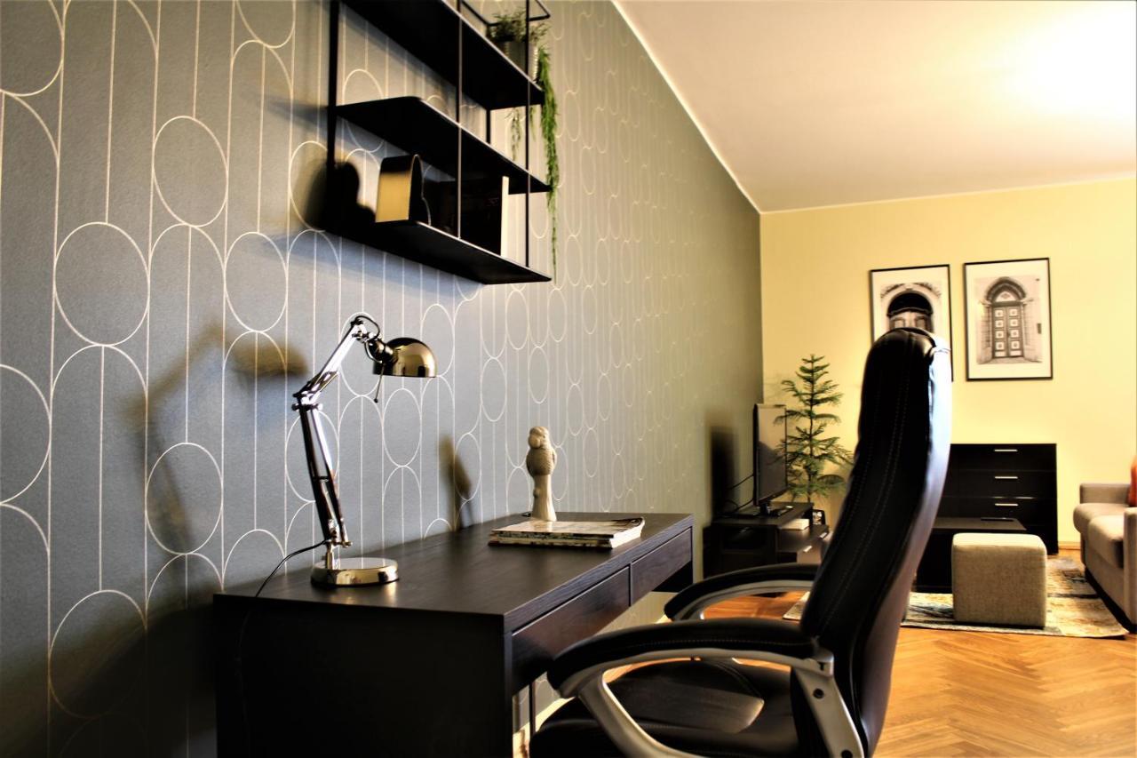Tallinn City Apartments Kohtu Residence Buitenkant foto
